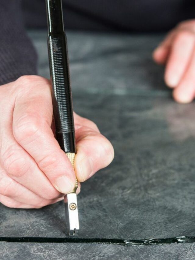 Aprenda Como Cortar Vidro Certo com Segurança
